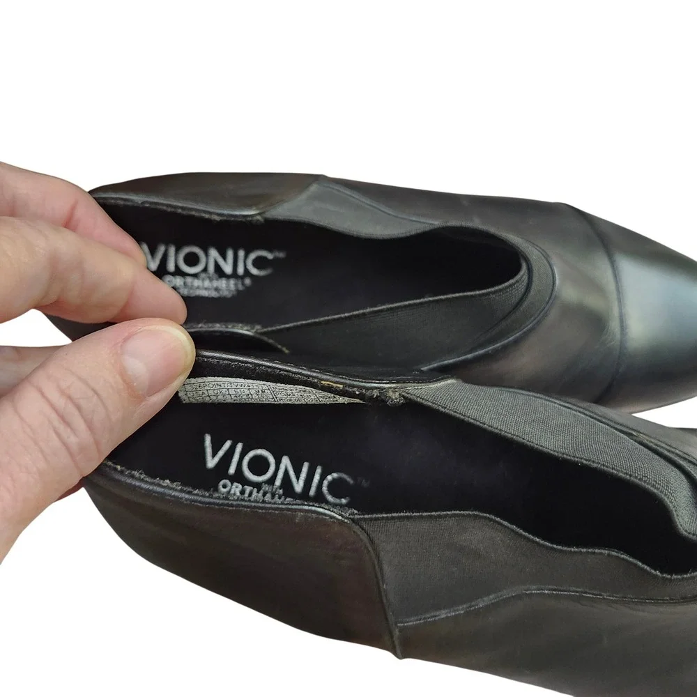 Vionic Point Orthaheel Black Leather Cap Toe Booties Shooties 9.5 Luxury Classic